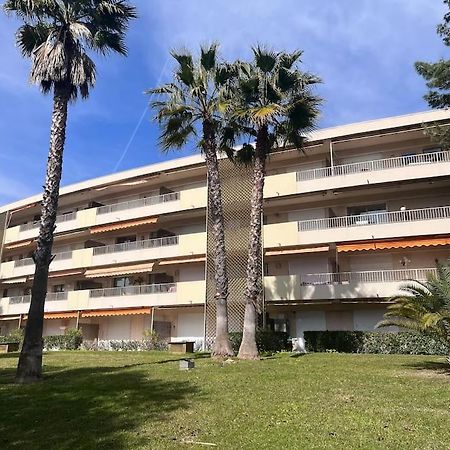 Appartement Avec Terrasse, Vue Jardin Et Piscine Антиб Экстерьер фото