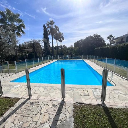 Appartement Avec Terrasse, Vue Jardin Et Piscine Антиб Экстерьер фото